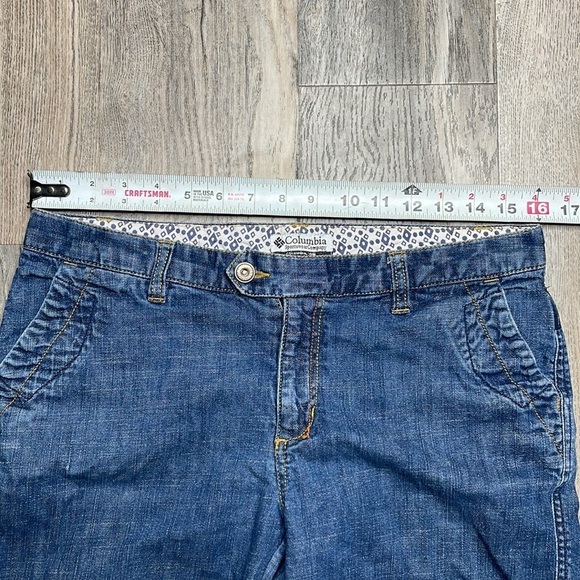 Columbia Women’s Cut Off Bermuda Jean Denim Shorts check measurements for sizing - Picture 4 of 11